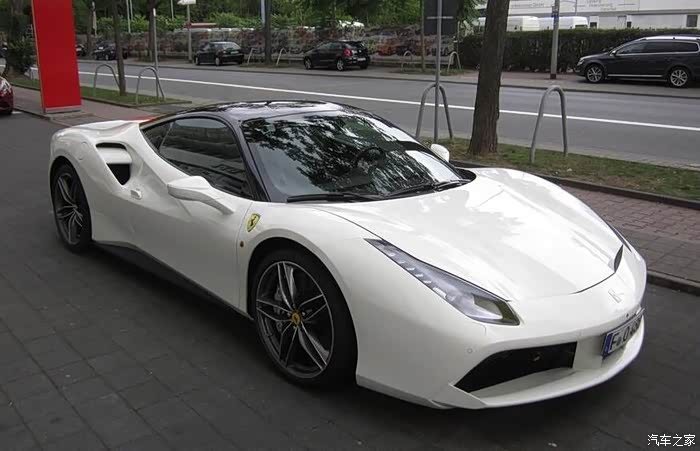 【图】白色488要不要贴黑顶?各位_法拉利论坛_汽车之家论坛