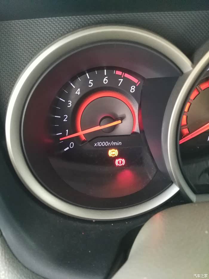 求助abs灯亮了车头有很多老鼠屎和食物谁经历过