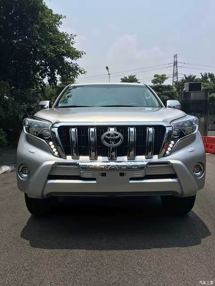 奔驰gle和普拉多4000vxr怎么选