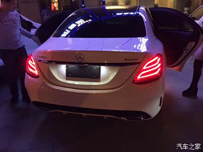 妹夫轴驱c200夜间尾灯美