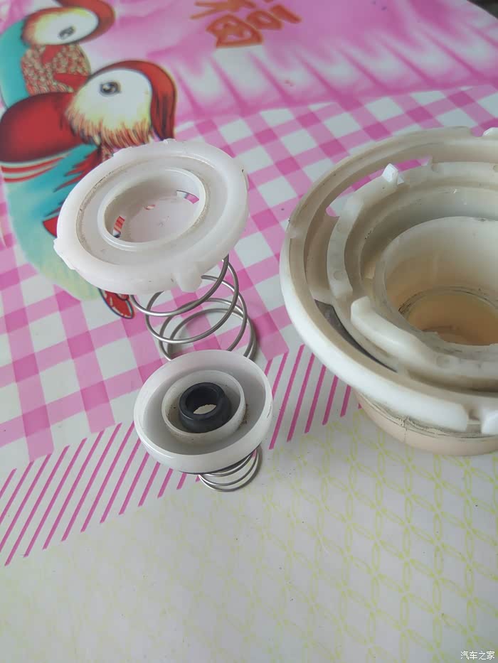【图】油箱盖子拆开把里面的软弹簧剪短后起步
