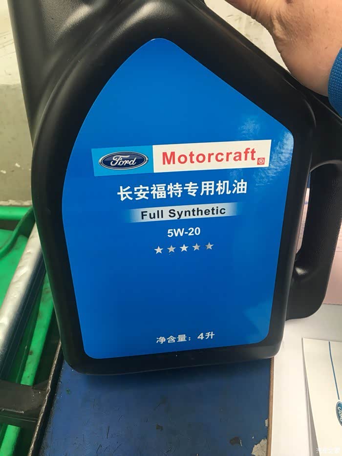 福特原厂机油真假