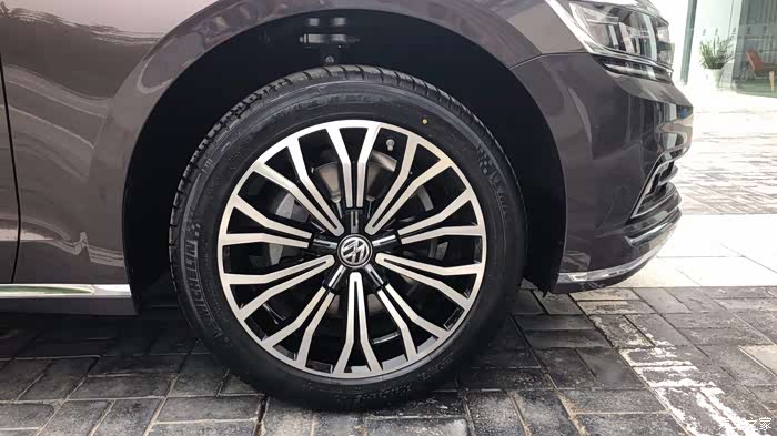 【申精】天青色等烟雨,而我在等你-辉昂提车记