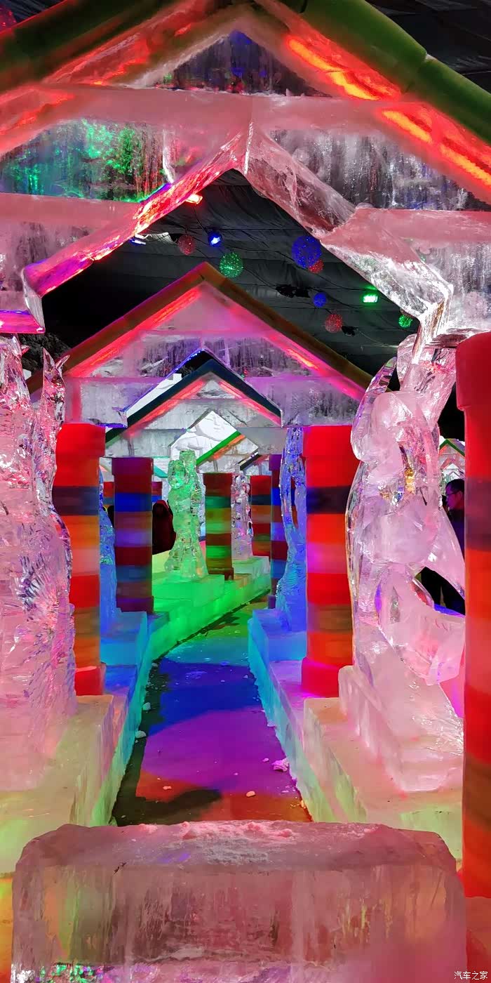 今年第一次自驾游龙庆峡冰灯节多图来袭