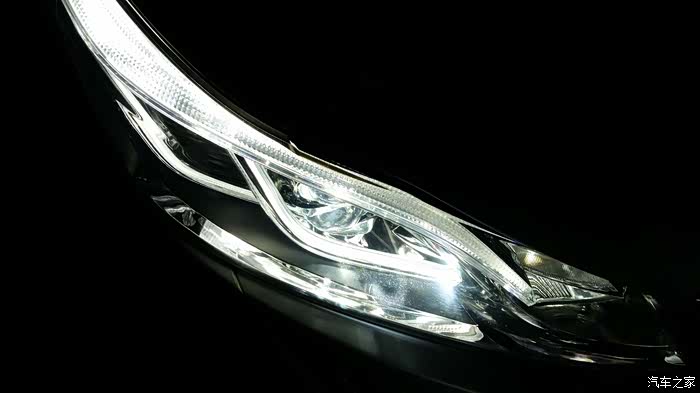 我爱我的大银冠皇冠龙眼大灯特写记