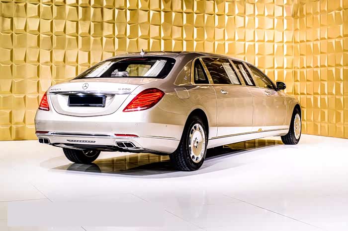 稀有香槟色迈巴赫s600普尔曼maybachs600lpullman