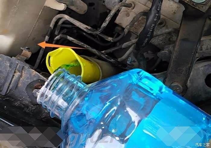 【图】12款f3玻璃水在哪加?_比亚迪f3论坛_汽车之家论坛