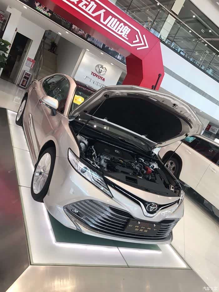 八代凯美瑞2.0g豪华版提车作业!(海量图片 慎入)