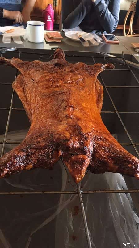 兰州高尔夫嘉旅开启最嘉旅程之玉泉山庄烤全羊