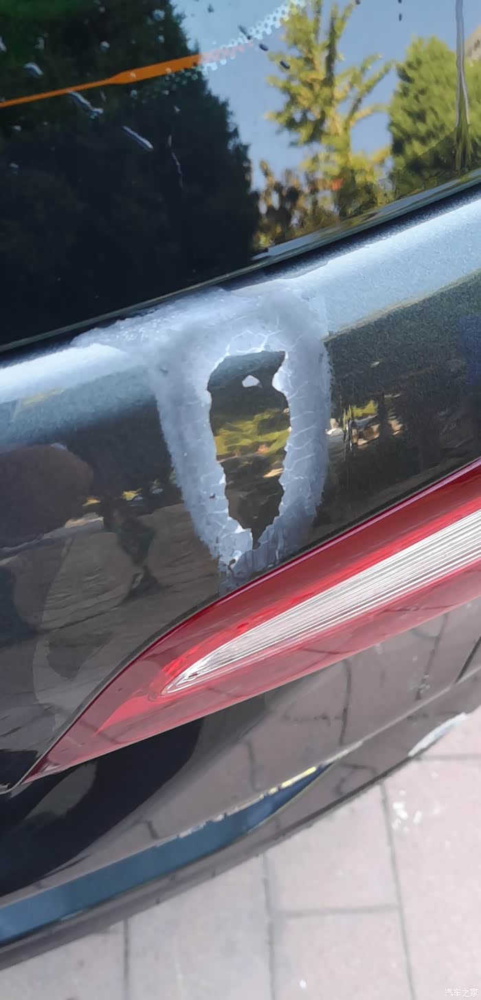 【图】车身上的这种白色水垢如何处理_探界者论坛_汽车之家论坛