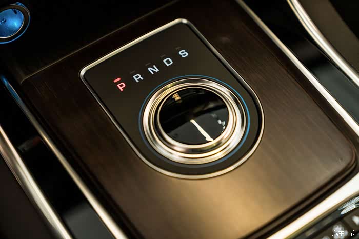 体验非常豪华#是汽车也是文化,体验捷豹xfl豪华版与精英版.