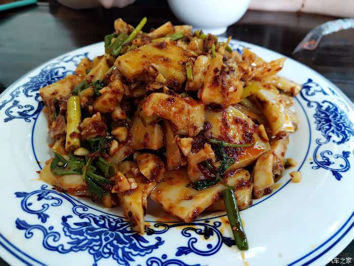 回家又饿了  真一家新疆饭店 凉拌面肺子