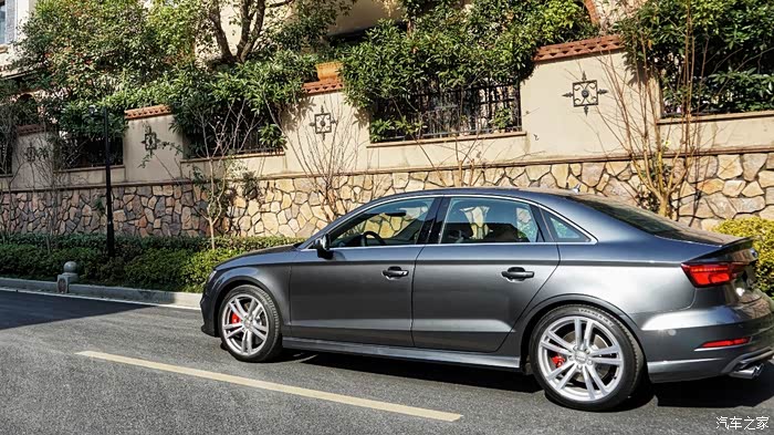 杭州天云灰(daytona grey)s3提车作业(多图杀猫),更新车库照