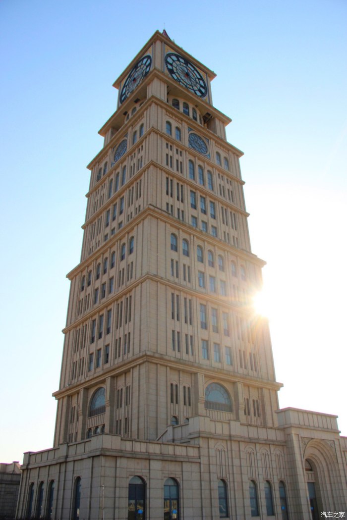 世界上最大的机械钟塔图片