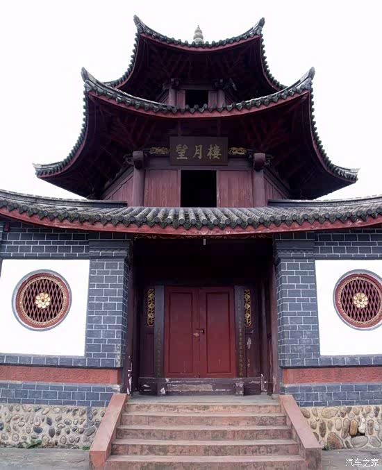 忙中偷闲,带着小七游望月楼.