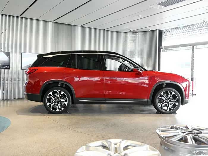 【图】es8红色外观 黑色内饰【大图欣赏】_蔚来es8论坛_汽车之家论坛