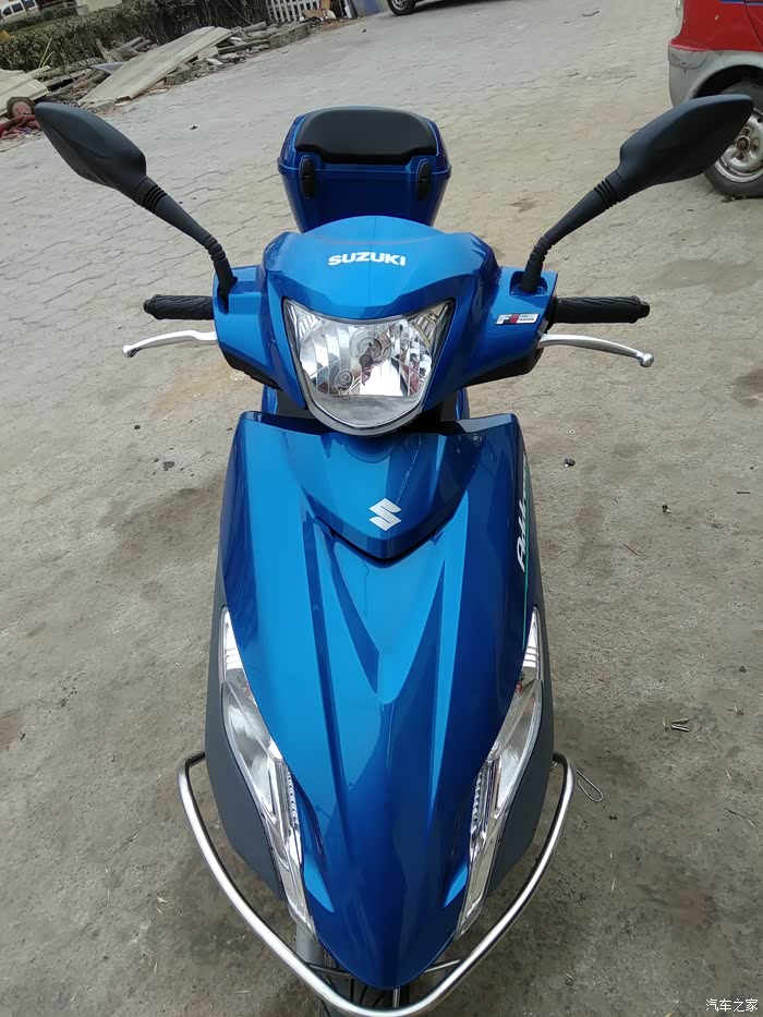 济南轻骑铃木uu125微信群主提车喽!第二台国4uu马上到手更新!