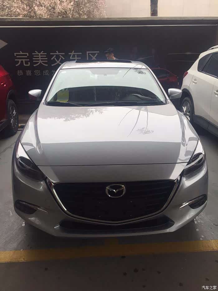 回复: 21 马自达3 axela昂克赛拉论坛 等了19天,终于等来的银色的