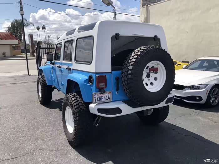 国内首台正规进口合法上牌的m715正式交接试车