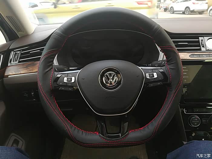 迈腾b8手缝方向盘