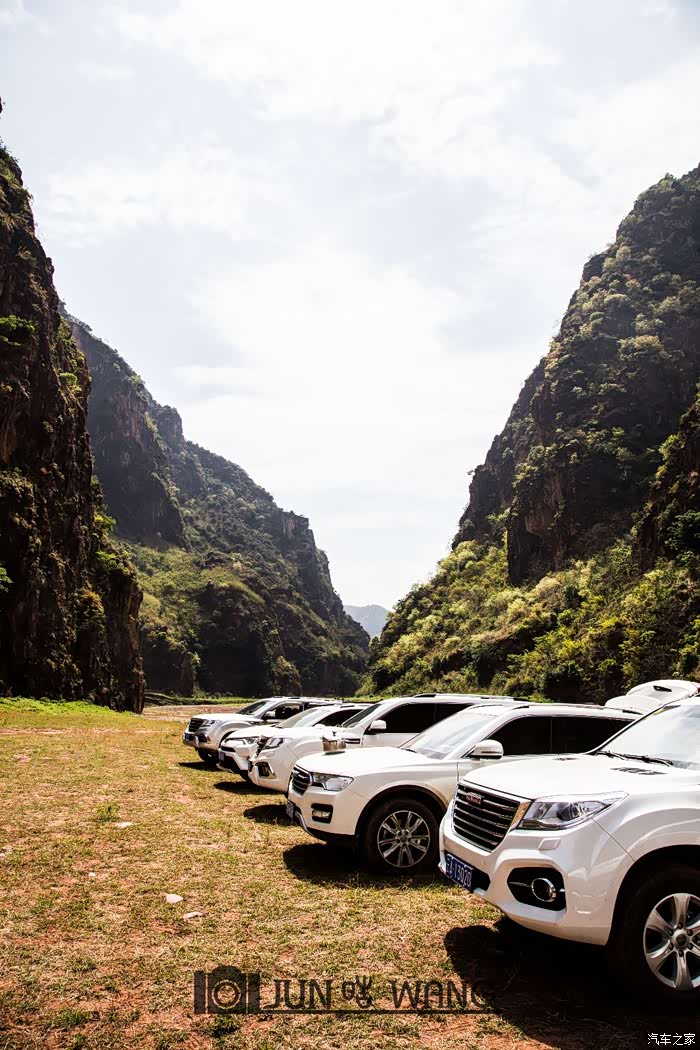 拉面出品之云南h9车友会集体穿越露营绿汁江