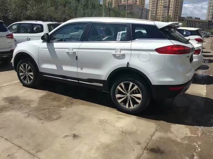 谁知道这个吉利博越前铲尾翼哪里有卖的求链接 淘宝客服不回答