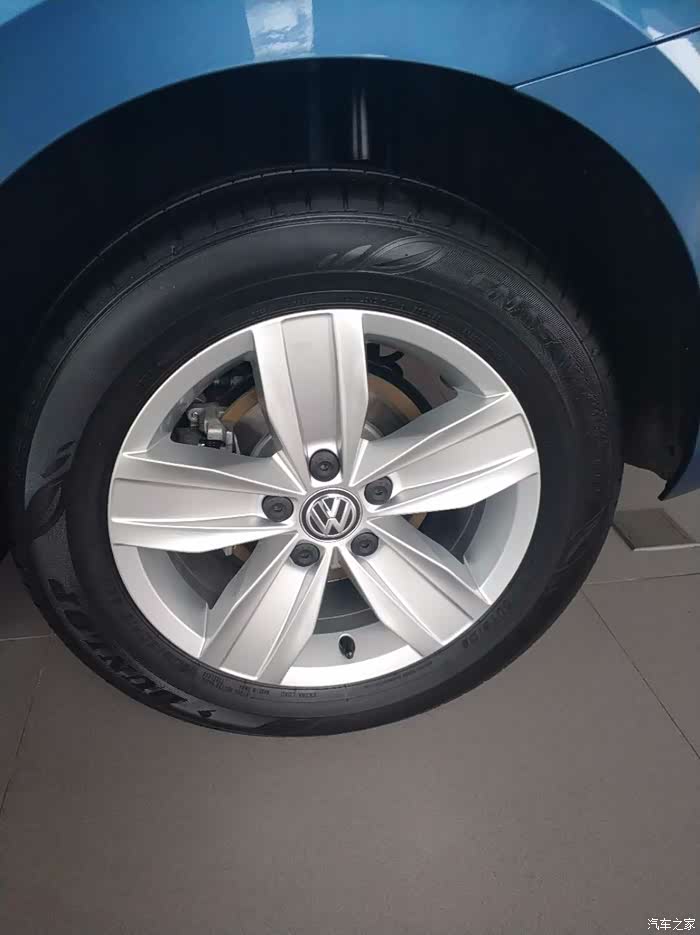 南浔大众途安l看车作业