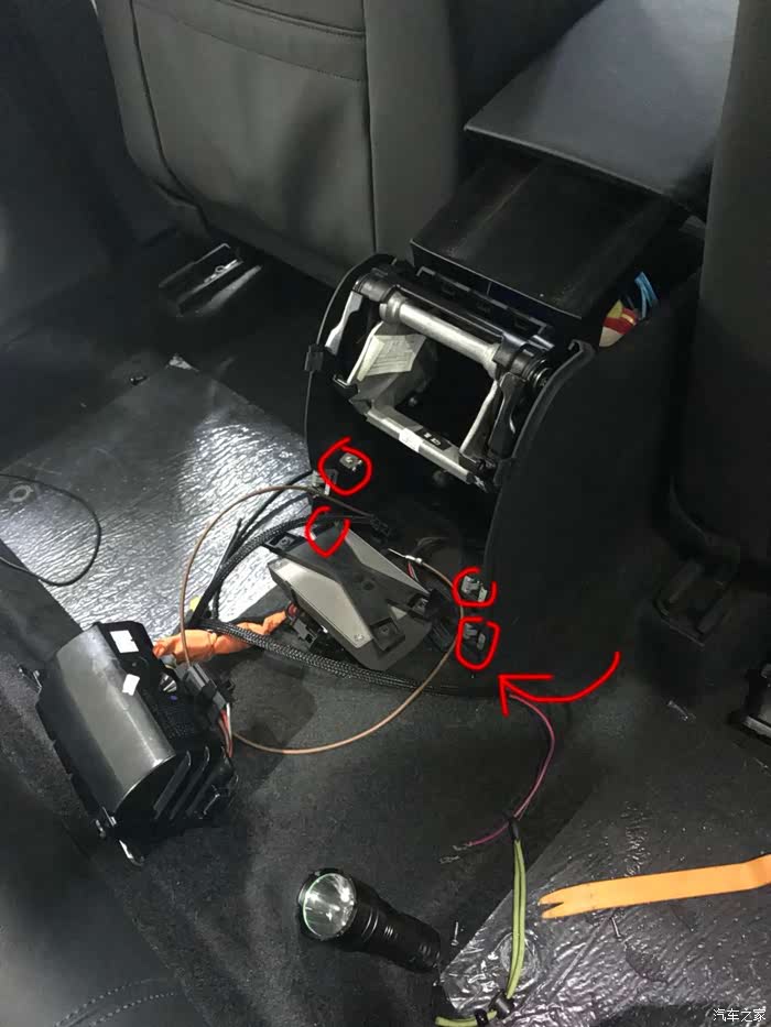 【图】领先改后排220v电源逆变器 改装分享作业_迈腾论坛_汽车之家