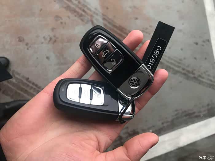 低调奢华范我的大众辉昂提车作业