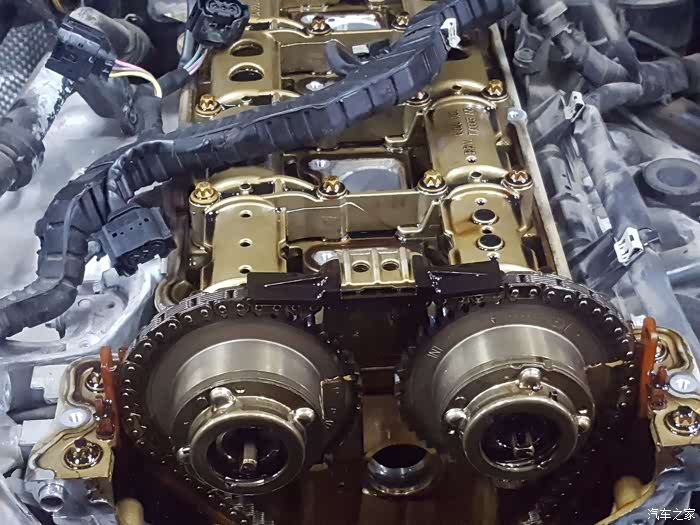 奔驰e260l凸轮轴出现故障维修全解图