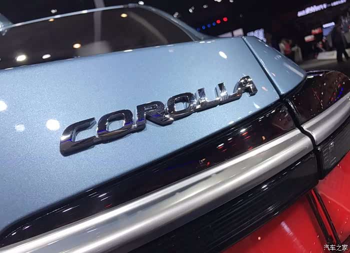 卡罗拉的logo还是那么经典