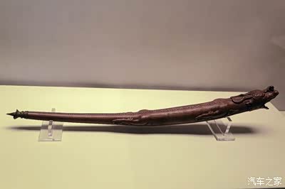 楠木雕龙纹鹿哨(清)(1644-1911年)