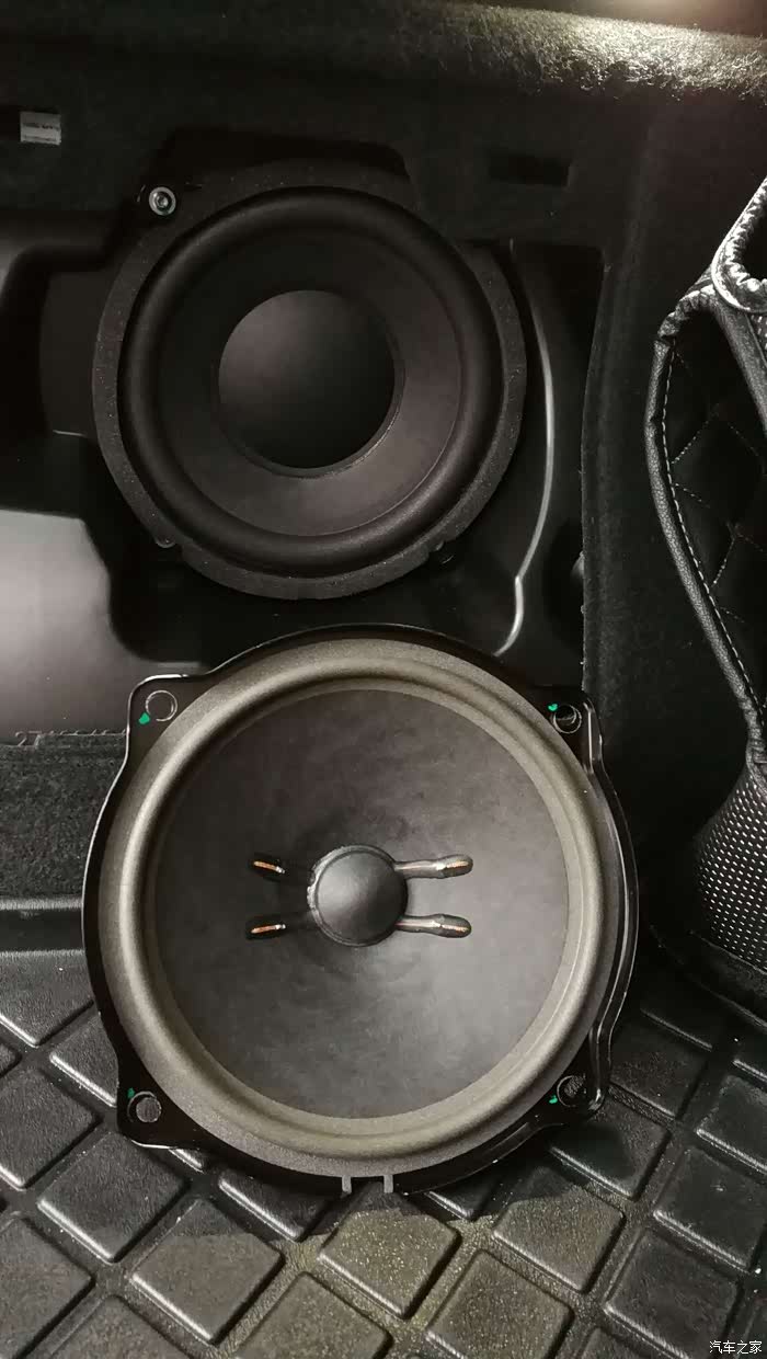 哈曼卡顿莱斯康l7,8寸超重低音】附体h8_哈弗h8论坛_汽车之家论坛