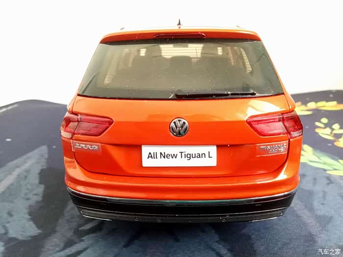 allnewtiguanl118车模桑巴橙