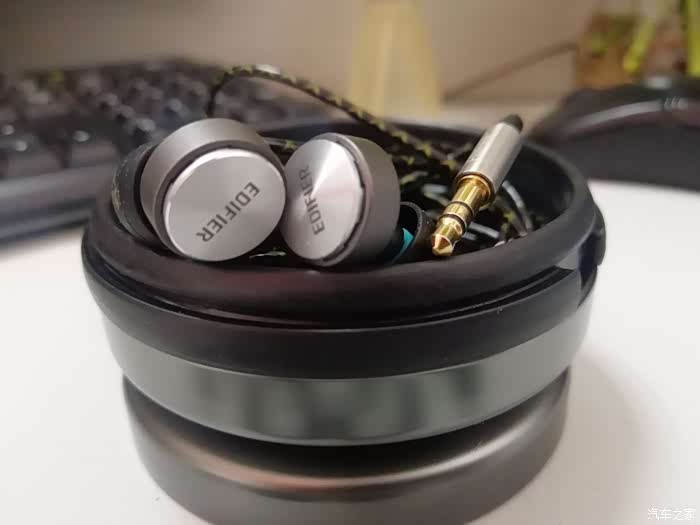 我是养车点评师运动耳机漫步者h297测评和产品介绍