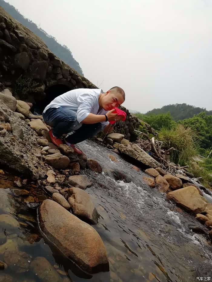 炜哥一家,温州林坑村,河边爬坑,丽水古堰画乡,金华诸葛八卦村