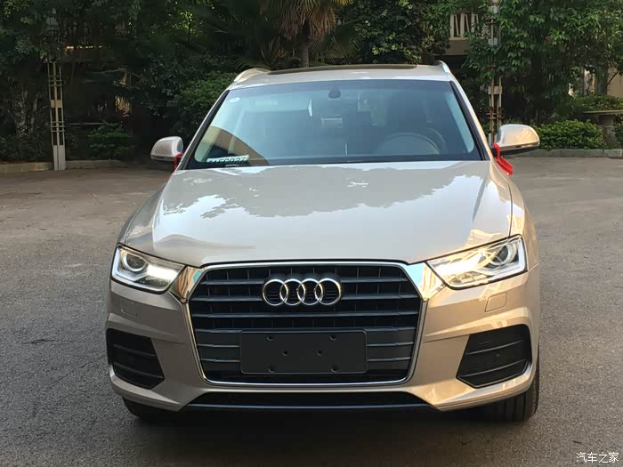 奥迪q318款14t时尚版有流沙金这个颜色吗