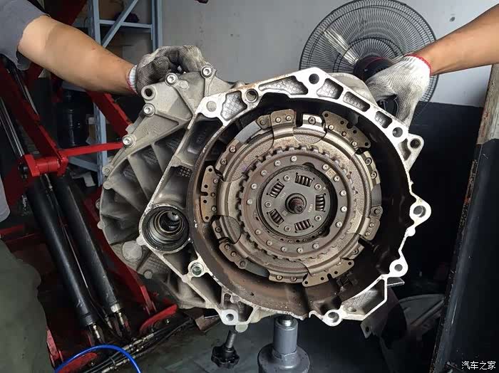 途观变速箱漏油产生连带问题,故障维修案例