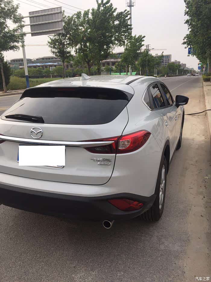 我的银色小钢丝——马自达cx4,来给大家甩甩啦!