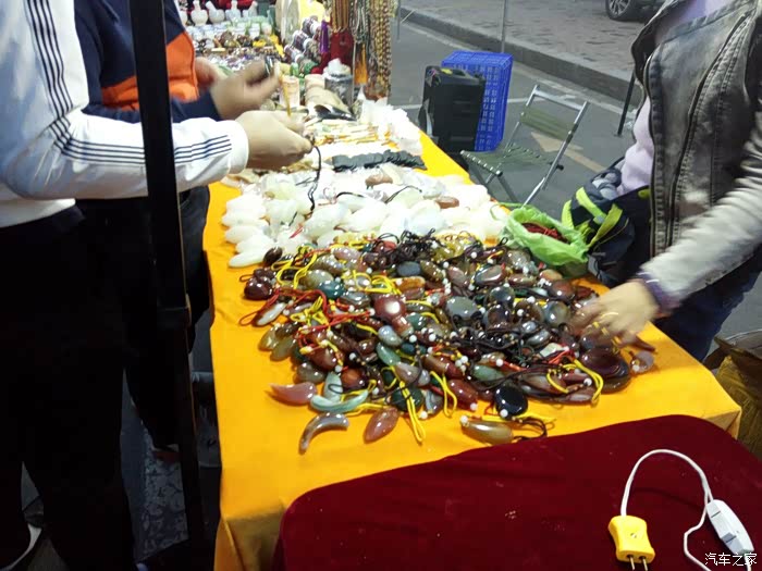 吉林市长安车友会江南小夜市