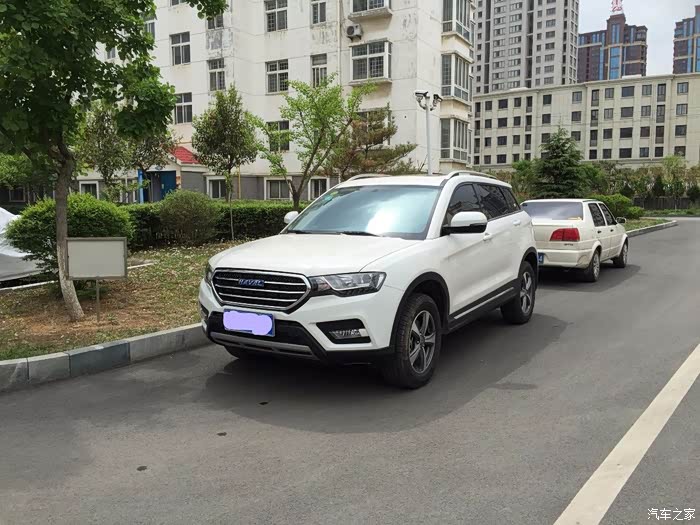 我这人喜欢简单点的,这款哈弗h6酷派从外观就打动我了.