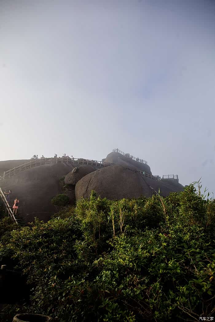 大七游玩桂林四季风景如画的猫儿山老山界