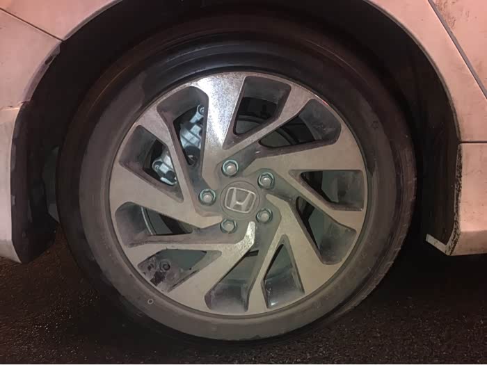 轮胎没气开了两公里还有用吗有图