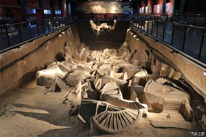 蓝色妖72400年前的豪车新郑郑国车马坑遗址游记