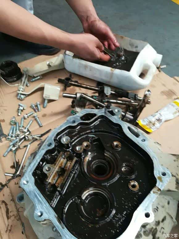 变速箱脱档,4s不作为,菱智车大家购买要慎重!