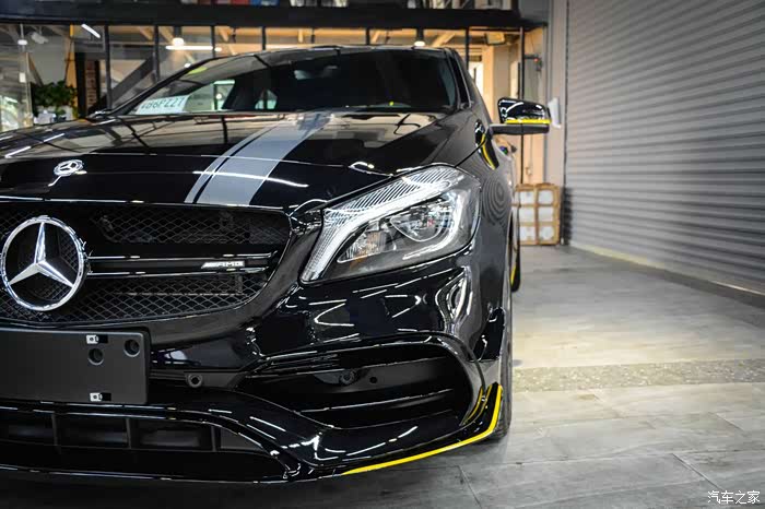 奔驰a45amg暗夜雷霆限量版一皇帝的新衣