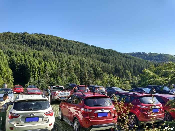 四川长安suv联盟与车友们一起自驾出行游美丽的神木垒