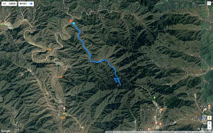 端午探秘狼牙山五壮士跳崖处