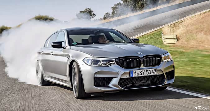 新款宝马 m5 "大块头"高性能跑车试驾体验