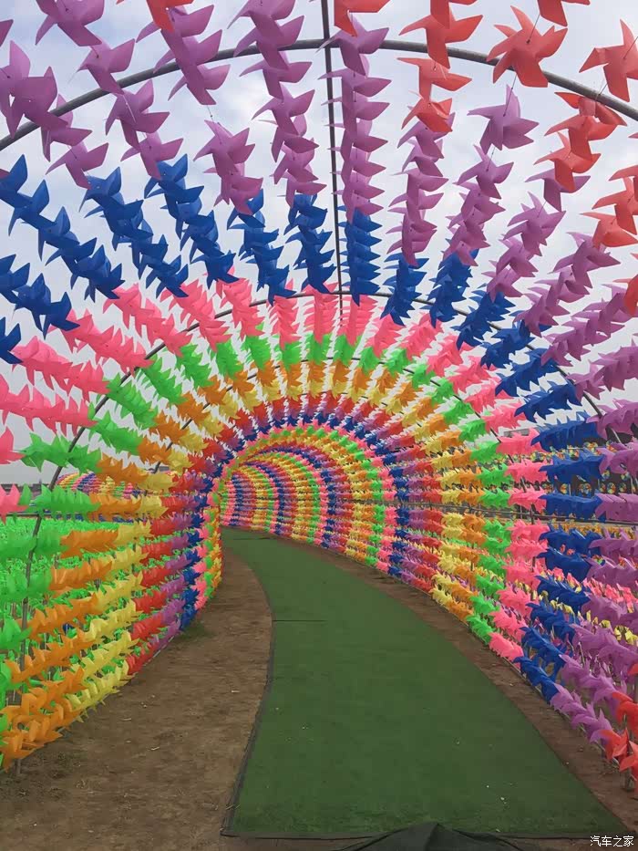 风车通道,如果风大感觉会很舒服.